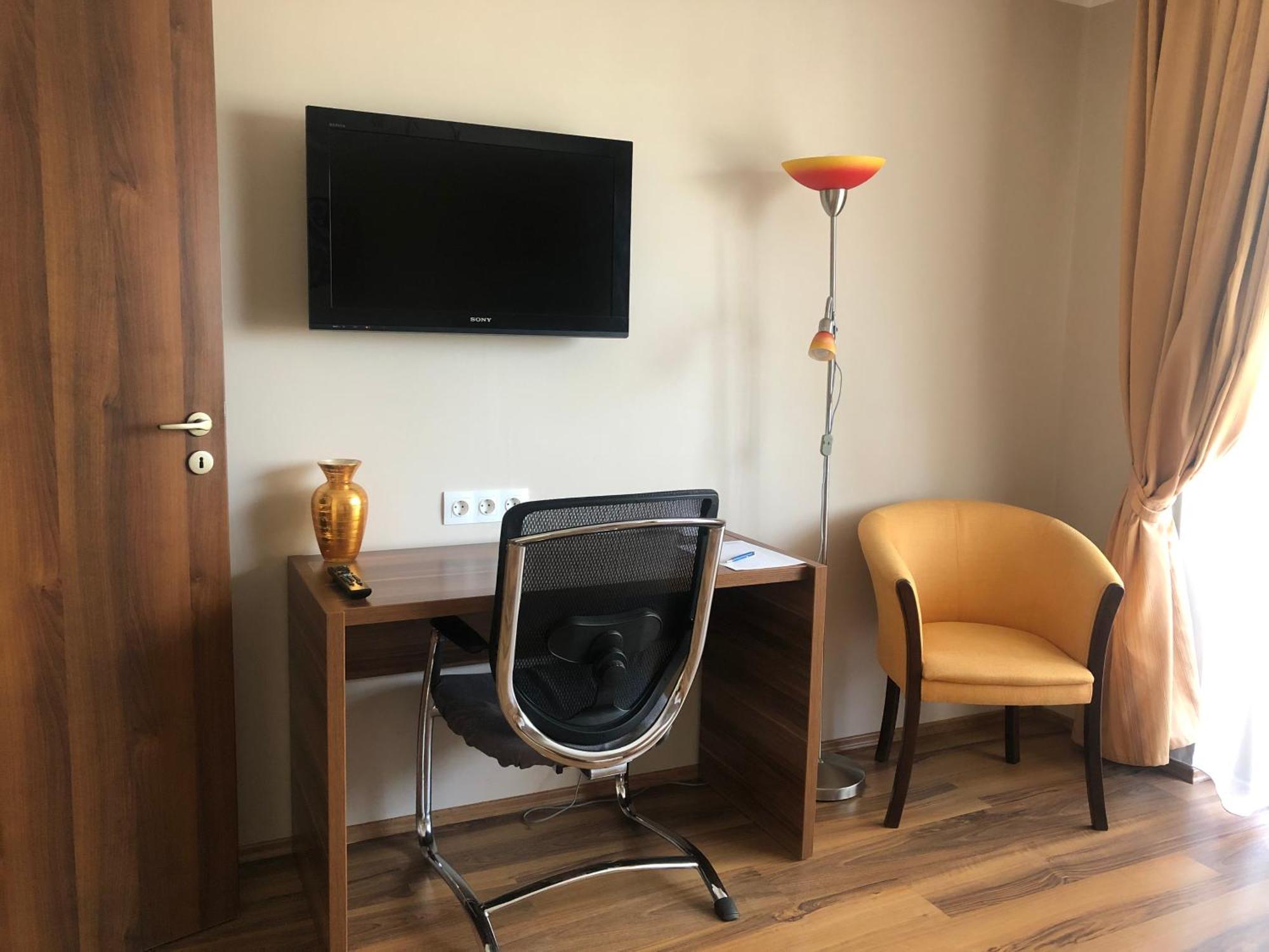 Cabrio Apart Hotel Cluj-Napoca Eksteriør bilde