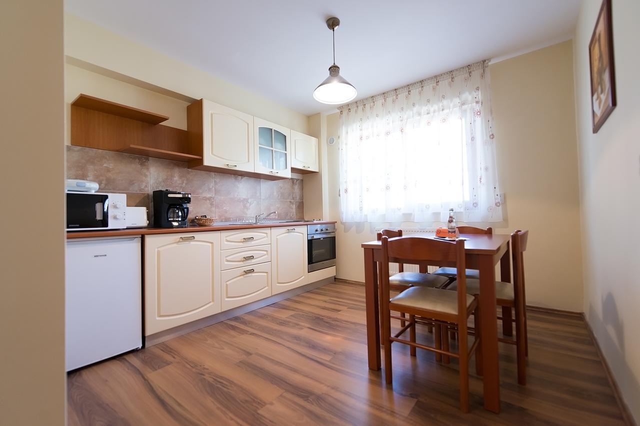 Cabrio Apart Hotel Cluj-Napoca Eksteriør bilde