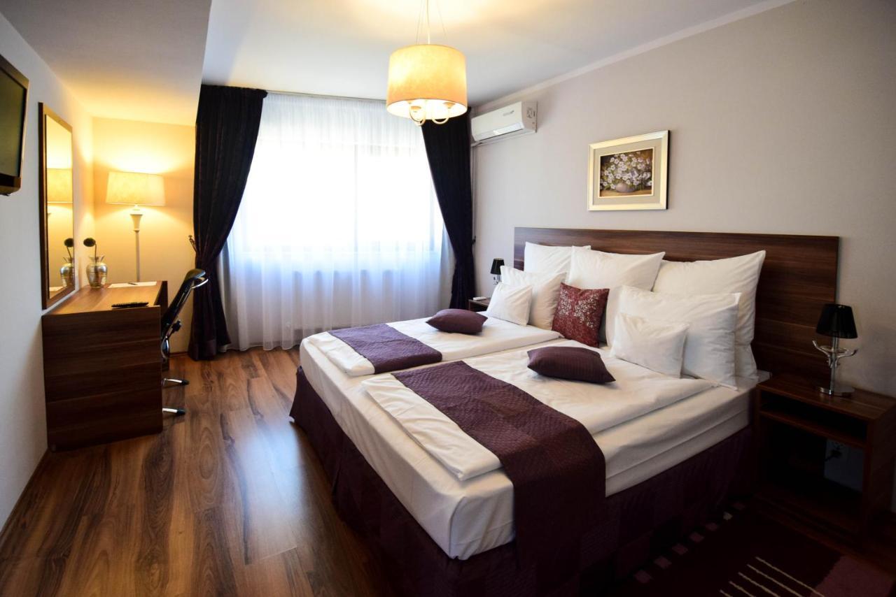 Cabrio Apart Hotel Cluj-Napoca Eksteriør bilde