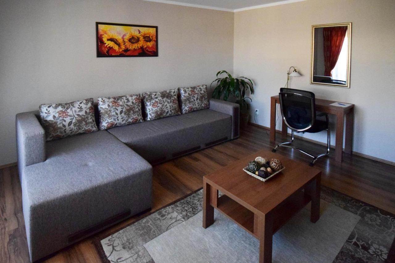 Cabrio Apart Hotel Cluj-Napoca Eksteriør bilde
