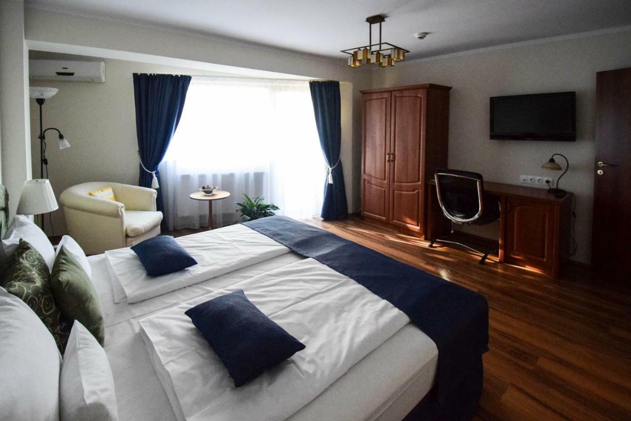 Cabrio Apart Hotel Cluj-Napoca Eksteriør bilde