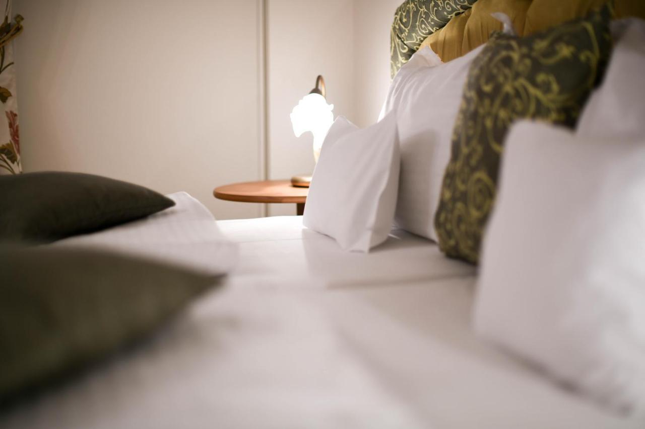 Cabrio Apart Hotel Cluj-Napoca Eksteriør bilde